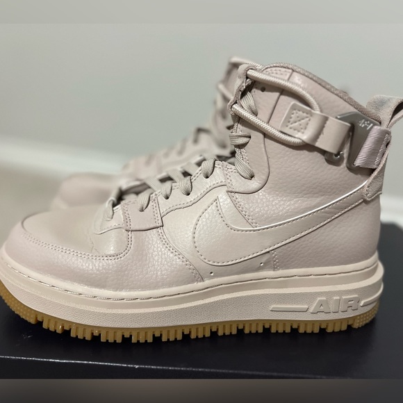 Nike Air Force 1 Hi (W AF1 HI UT 2.0) - Picture 2 of 10